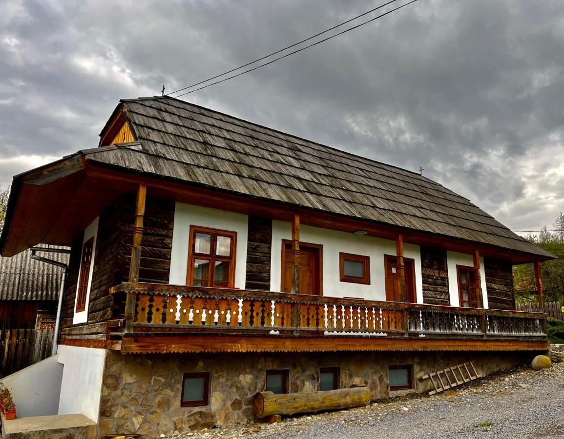 Biotour Camping & Restaurant Ghimeş-Făget Exterior foto